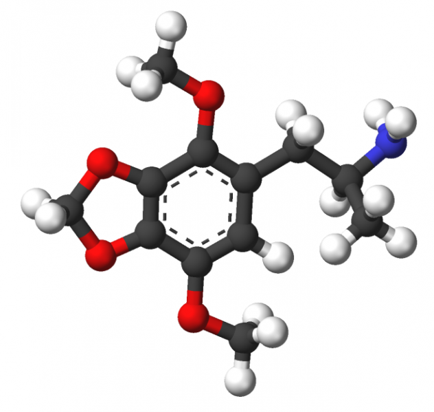 Fil:632px-DMMDA-3d-sticks.png